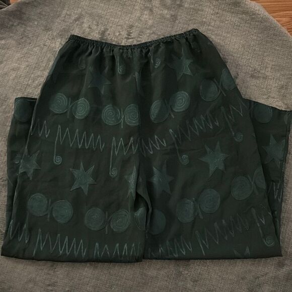 Vintage Victoria’s Secret Dark Green Patterned Mesh Pants - Picture 3 of 3